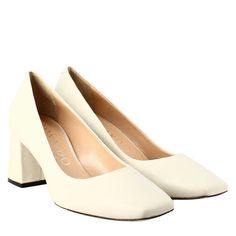 Décolleté for women with square toe in beige leather
7 cm high heel
Leather lining
Leather sole
Made in Italy

Composition:
 Upper: 100% Leather
 Lining: 100% Leather
 Bottom: 100% Leather
 Insole: 100% Leather Square Toe Slingback Pumps With 4-inch Heel, Beige Pointed Toe Slingback Pumps With 4-inch Heel, Elegant Cream Slingback Pumps With 4-inch Heel, Feminine Leather Heels With Reinforced Heel, Cream Low Heel Court Shoes With Branded Heel Counter, Cream Low Heel Court Shoes With Branded Heel, Elegant Leather Slingback Pumps With Square Toe, Beige Leather Block Heels With 4-inch Heel, Beige High Heel Block Heels For Office