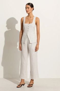 Ida Pants Trani Stripe - Faithfull the Brand Chic Linen Wide Leg Pants With Straight Hem, Chic Linen Wide Leg Pants For Daywear, Elegant Linen Wide Leg Pants For Daywear, Fitted Linen Wide Leg Summer Pants, Linen Wide Leg Pants For Summer, Fitted Linen Ankle-length Wide Leg Pants, Summer Linen Wide Leg Pants With Straight Hem, Fitted Ankle-length Linen Wide Leg Pants, Chic Linen Pants For Daywear