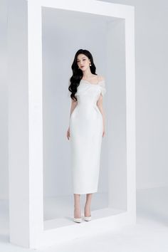 Elegant Midi Dress Classy, Midi Dress Classy, Mean Blvd, Elegant Midi Dresses, Elegant Dresses Classy, Feminine Dress, Glam Dresses, Mode Vintage, Classy Dress