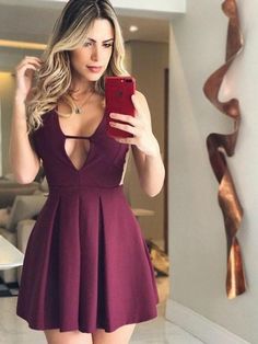 A-Line With Ruched Short Black Prom Dresses 2020 - Bridelily Burgundy Homecoming Dress, Mini Prom Dresses, Mini Homecoming Dresses, Satin Homecoming Dress, Cheap Homecoming Dresses, Look Plus Size, Dresses Classy, Satin Short, Short Prom Dress