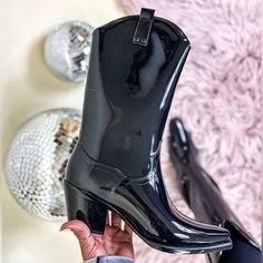 Constructed Of Rubber, This Cowboy-Boot-Style Design Offers Superior Waterproof Protection And Durability. Make A Fashionable Statement No Matter The Weather! Waterproof Durable Western Style Boot Style, Rain Boot, Cowboy Boot, Western Style, Style Design, Fashion Boots, Western Fashion, Rubber Rain Boots, Cowboy Boots