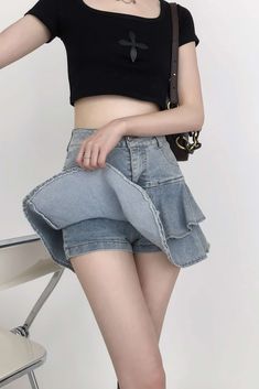 Take any outfit to the next level with this Tiered Pleated Denim Mini Skirt! With its pleated tiers and lightweight denim, you can wear this skirt with a variety of tops and styles. You can pair it with your favorite shirts and blouses or even wear it as is—with its built in short under, you'll stay comfortable all day long. Step out in style by completing the look with flats, sandals, sneakers or boots.
Gender: WomenMaterial: Cotton, Denim, PolyesterLength: Above Knee / MiniWaist: High-WaistClo Spring High-rise Y2k Skort, Tiered Denim Skirt With Pockets For Summer, Y2k Style Ruffled Skirt For Spring, Y2k Ruffled Skirt For Spring, Denim Blue Y2k Mini Skirt For Summer, Medium Wash Mini Skirt In Y2k Style For Summer, Medium Wash Mini Skirt For Summer In Y2k Style, Y2k Style Tiered Skirt For Summer, Y2k Style Tiered Skirt For Spring