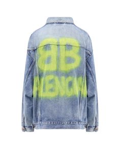 Denim jacket with BB back print- Closure With Buttons- Two Applied Breast Pocket With Flap And Button And Two Welt Pockets- Oversize- Made In Italy- 100% Cotton | Balenciaga Men's Jacket | FW23/24 Graffiti Jacket, Cristobal Balenciaga, Balenciaga Jacket, Cristóbal Balenciaga, Balenciaga Logo, Balenciaga Mens, Oversized Denim Jacket, Denim Jacket Women, Women's Coats