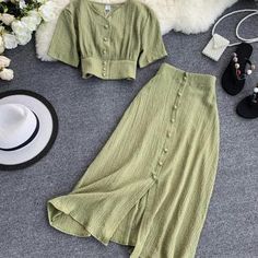 Elegant Green Cotton Maxi Dress, Green Solid Color Summer Dress, Casual Fitted Green Maxi Dress, Green Fitted Casual Maxi Dress, Green V-neck Cotton Midi Dress, Bohemian Solid Color Cotton Dress, Bohemian Cotton Dress In Solid Color, Chic Green Cotton Maxi Dress, Dress Short Tight