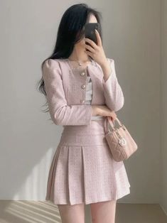 Affordable fall winter women's outfit. Casual chic style trendy fall streetwear everyday outfit inspo inspiration ideas vintage comfort comfy style women's business/cute aesthetic... Set Women Outfit, Coat Skirt, Middle Age Fashion, Full Dress, Women Outfit, Woman Silhouette, Set Women, Short Jacket, Two Piece Set