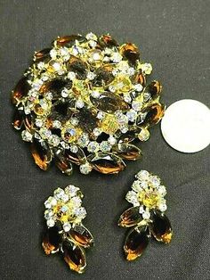 (eBay) Spectacular Juliana D&E Large Domed Rhinestone Inset Brooch & Earring Set The Aurora Borealis, Aurora Borealis Crystal, The Aurora, Crystal Stones, Aurora Borealis, Stones And Crystals, Antique Jewelry, Floral Rings, Earring Set