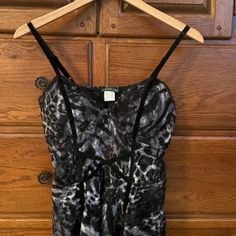 Never Worn. Beautiful Sedate Animal Print Camisole/Tank Top. It Has A Built-In Lightly Padded Bra. It Is Fully Lined And Detailed With Velvet Binding. Fitted Gray Sleeveless Camisole, Gray Fitted Tank Top With Built-in Bra, Fitted Gray Tank Top With Built-in Bra, Gray Fitted Cami Tank Top, Fitted Gray Summer Camisole, Fitted Gray Tank Camisole, Gray Fitted Tank Camisole, Gray Fitted Spaghetti Strap Tank Top, Fitted Gray Spaghetti Strap Tank Top