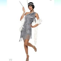 Womens Flapper Costume Size Medium. Never Worn. Comes With Dress Choker And Headpiece. The Great Gatsby Halloween, Fancy Dress Womens, 20s Costume, 1920s Great Gatsby, Charleston Dress, Flapper Accessories, 70s Costume, 20s Dresses, 20s Flapper