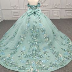 LA007 Moana Quince, Bar In Home, Turquoise Quinceanera Dresses, Flower Girl Gown, Quinceñera Dresses, Pretty Quinceanera Dresses, Quince Ideas, Bridal Gowns Mermaid, Red Wedding Dresses