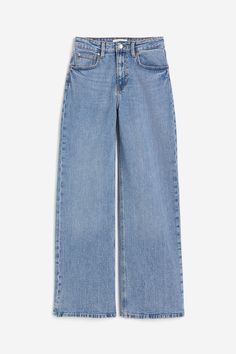 5-pocket jeans in washed cotton denim. High waist  zip fly with button  and straight  wide legs. H&m Wide High Jeans, Adrette Outfits, Fall Trends Outfits, Fall Outfits For Work, Outfit Inspiration Fall, Fesyen Hijab, Cute Jeans, Neutral Outfit, Christmas 2023