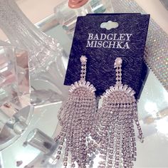 Beautiful Silver Crystal Great Designer Statement Earrings New Gorgeous Badgley Mischka Bridal, Formal Earrings, Brass Hoop Earrings, Jewelry Beautiful, Silver Crystal, Pearl Flower, Fringe Earrings, Rhinestone Earrings, Earrings Color