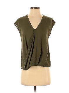 Leith Sleeveless Blouse Size: X-Small Tops - used. 100% POLYESTER | Leith Sleeveless Blouse: Green Tops - Size X-Small Cheap Green Sleeveless Blouse, Green Sleeveless Blouse, Green Tops, Small Tops, Sleeveless Blouse, Sleeveless Top, Tunic Tops, Women Handbags, Womens Tops