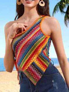 Woman wearing asymmetric multicolor top Design Texture, Crochet Top, Make It, The Top, Must Haves, One Shoulder, Crop Tops, Texture, Crochet