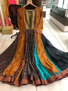 Afghani Clothes, Pakistani Women, Pakistani Women Dresses, Afghan Dress, Jewelry Editorial, Casual Wear Dress, Afghan Dresses, Handmade Embroidery Designs