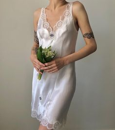 Little vintage white nightgown  Size: S-M White Feminine Slip Dress For Sleep, Delicate White Nightgown With Lace Trim, White Delicate Lace Trim Nightgown, White V-neck Slip Dress For Bedtime, Vintage White Night Dress, Delicate White Nightgown For Sleep, White Delicate Lace Nightgown For Sleep, White V-neck Nightgown With Delicate Lace, Feminine White Nightgown For Wedding Night