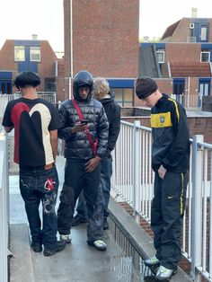 Uk Men Outfit, Uk Street Style Men, London Streetwear Aesthetic, Uk Streetwear Fashion, London Roadman Style, Uk Streetwear Aesthetic, Uk Mens Fashion Streetwear, Gabber Outfit, Ytk Fashion