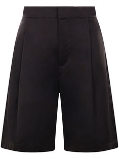 black twill weave pleat detailing high-rise wide leg knee-length concealed front fastening Black Pleated Shorts, Lady Fashion, Yoko London, Tailored Shorts, City Dress, Twill Weave, Pleated Shorts, Summer Beach Wear, Ski Wear