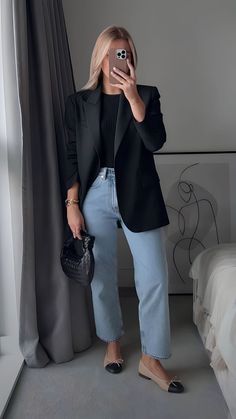 Elegantes Outfit Damen, Mode Tips, Blazer Outfits For Women, Blazer Outfit, Business Casual Outfits For Work, Mode Boho, Elegante Casual, Mode Casual, Stylish Work Outfits