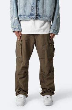 Articulated knees emphasize the baggy, relaxed fit of cargo pants that are cut from soft cotton and fitted with plenty of pockets for stowing a day's essentials. 32 1/2" inseam; 9 1/2" leg opening Zip fly Front pockets; back pockets; cargo flap-patch pockets 100% cotton Machine wash, tumble dry Imported Baggy Cargo Pants With Cargo Pockets, Urban Cotton Cargo Pants For Outdoor, Urban Straight Leg Cotton Cargo Pants, Baggy Cotton Cargo Jeans With Pockets, Baggy Casual Cargo Pants With Pockets, Baggy Cotton Cargo Jeans For Outdoor, Relaxed Fit Cotton Cargo Jeans For Outdoor, Cotton Cargo Combat Bottoms, Cotton Combat Cargo Bottoms