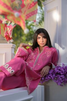 A bubblegum pink jacquard lawn base is rendered with delicate floral embroidery in hues of blush pink, ivory and sage green. Intricate eyelet details adorn the scalloped daaman and matching culottes. Paired with a painterly printed sage green and peach medium silk dupatta. Sage Green And Peach, Sania Maskatiya, Pink Ivory, Simple Pakistani Dresses, Website Features, Silk Dupatta, Gold Threads, How To Dye Fabric, Bubblegum Pink