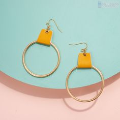 Trendy Circular Earrings For Summer, Trendy Adjustable Dangle Hoop Earrings, Trendy Circular Summer Earrings, Modern Hoop Earrings Summer Gift, Modern Summer Hoop Earrings Gift, Modern Summer Hoop Earrings As A Gift, Trendy Circle Earrings For Everyday, Minimalist Hoop Earrings For Summer, Modern Small Hoop Earrings For Summer