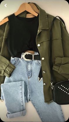 Neue Outfits, Green Jacket, Outfits Casuales, Cute Casual Outfits, Simple Outfits, Look Fashion