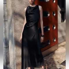 Wore Once For 2 Hours. So Beautiful Just Very Right On My Chest. Zara Black Dress, Spring Wedding Guest Dress, How To Fold Sleeves, Round Neck Dresses, Pleated Midi Dress, Satin Midi Dress, Midi Dress Sleeveless, Zara United States, Womens Midi Dresses