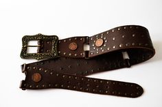 width 2 1/2 inches (6.5 centimeters), minimum size 33 inches (85 cm) maximum 37 inches (94 cm) Anna biagini, leather belt, brown belt, wide belt, size 85, anna biagini, italy belt, bogem belt, boho belt, big buckle, belt with buckle Bohemian Antique Belt Buckles For Festivals, Antique Brown Belt Buckle For Festival, Brown Antique Buckle Belt Buckles For Festival, Adjustable Brown Belt For Festival, Adjustable Vintage Corset Belt, Adjustable Brown Belts For Festival, Adjustable Vintage Corset Belt With Removable Feature, Adjustable Brown Belts With Antique Buckle, Adjustable Brown Corset Belt With Matching Belt