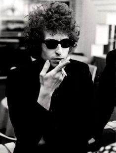 Bob Dylan Wallpaper, Bobs Pic, Mr Tambourine Man, Good Phone Backgrounds, Typewriter Series, John Keats, Jack Kerouac, Best Albums