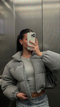 Fotos Ideas, Winter Outfits Women, Baddie Outfits, Winter Fashion Outfits, Minimalist Outfit, Pretty Pictures, Winter Coat, Winter Fashion, Outfit Inspirations