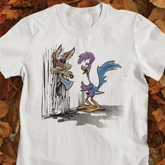 Here’s Road Runner Looney Tunes T-Shirt Supernatural Halloween Costumes, The Road Runner, Dc Comics Shirts, Gifts For Halloween, Nostalgic Gifts, Halloween Lovers, Cartoon Gift, Spooky Designs, Halloween Spirit