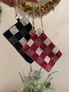 Add a chic touch to your accessories collection with our Handmade Checkered Beaded Wristlet Purses. Perfect for carrying your essentials, these wristlets are both functional and fashionable. Featuring intricate beadwork in a classic checkered pattern and a convenient wristlet strap, they make a unique and stylish addition to your wardrobe. **Features - **Material High-quality fabric and beads - **Designs Available in black and white checkered pattern, pink and white checkered pattern - **Size 6" Pink And White Checkered, Beaded Wristlet, Family Festival, Crochet Decor, Beads Designs, Motifs Perler, Stylish Purse, Wristlet Purse, Accessories Collection