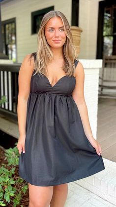 The Lust or Love Dress Stolen Heart, Low Back, Black Dress, Size Medium, Turn Ons, Dresses, How To Wear, Black