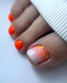 Gel Pedicure Designs Summer, Summer Pedicure Designs 2023, Gel Toe Nails Summer Toenails, Orange Toe Nail Designs, Summer Toes 2023, Orange Pedicure, Neon Toe Nails