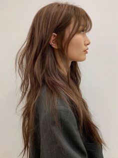 Korean Hair Color, Haircuts For Long Hair, روتين العناية بالبشرة, Long Hair Cuts, Aesthetic Hair, Hairstyles Haircuts