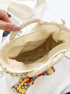 Olivia Mark - Twilly Bolso de Paja Decorado con Bufanda - Carteras de Mujer Bag Twilly, Scarf Decor, Paper Sizes Chart, Twilly Scarf, Elegant Pattern, Twilly, Style Elegant, Olivia Mark, For Love