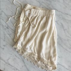 Beautiful Shorts, Never Worn. Sea Gypsy Brand. Perfect For The Beach! Beautiful Shorts, Beach Shorts, The Beach, Womens Shorts, Cream, Women Shopping, Color