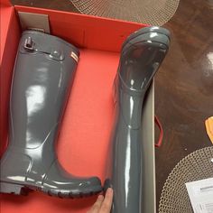 Brand New Hunter Boots, Never Wore Them. I Got Them As A Gift But They Are The Wrong Size. Size 5.5 Hunter Mid Calf Boots, Olive Hunter Boots, Grey Hunter Boots, Hunter Boots Black, Hunter Refined, Womens Hunter Boots, Hunter Original Play Boots, Tall Hunter Boots, Hunter Socks