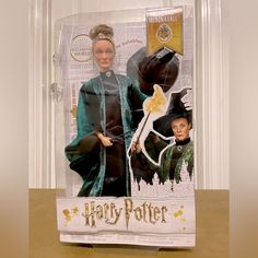 the action figure is in its packaging for harry potter and hermione's hogwarts