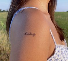 Darling Tattoo, Acotar Tattoo Ideas, Acotar Tattoos, Tattoo Design Flower, Aesthetic Tattoo Ideas, Kardashian Looks, 30 Aesthetic, Tattoos Infinity, Writing Tattoos