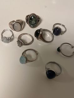 Grunge Jelewry, Silver Vintage Rings Aesthetic, Dark Academia Accessories Rings, Metal Rings Aesthetic, Dark Academia Jewelry Aesthetic, Grunge Rings Aesthetic, Accessories Aesthetic Grunge, Grunge Jewelry Rings, Swaggy Accessories