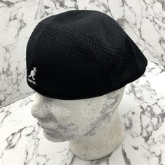 Material: 70% Polyster 30% Modacrylic Black Breathable Short Brim Hat, Black Flat Cap For Sports, Black Breathable Flat Cap, Black Cap For Golf, Black Six-panel Golf Hat, Black Sports Flat Cap, Black Golf Hat With Curved Brim, Black Golf Cap, Black Breathable Six-panel Hat