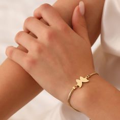 14K Gold Butterfly Bracelet, 14K Solid Gold Animal Bracelet, Dainty Custom Butterfly Bracelet, Minimalist Butterfly Bracelet, Summer Jewelry, Anniversary Bracelet, Birthday Gift, Christmas Gift, Solid Gold Bracelet, Minimalist Gold Bracelet, Wedding Bracelet, Valentine's Day Gift "Material: SOLİD GOLD (No Gold Filled Or No Gold Plated)" "KARAT: 14K (585) "Bracelet Length: 17,7 MM "Bracelet Width: 7,2 MM "Available Gold Color: (Yellow Gold, White Gold, Rose Gold) "The certificate will be sent wit 14k Yellow Gold Bracelets For Friendship, Elegant White Gold Friendship Bracelets, Modern Heart Bracelet As Gift, Modern Heart Bracelet For Gift, Yellow Gold Name Bracelet For Wedding, Minimalist Yellow Gold Friendship Bracelet, Tarnish Resistant Yellow Gold Jewelry For Friendship, 14k Gold Charm Bracelet For Anniversary, Elegant Charm Bracelet With Bracelet Strap For Friendship