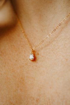 Elsie Necklace Tiny Teardrop Necklace Small Gold Necklace | Etsy Small Gold Necklace, Dainty Necklaces, Gold Necklace Simple, Dainty Gold Necklace, Chain Extenders, Teardrop Necklace, Necklace Dainty, Minimalist Necklace, Simple Necklace