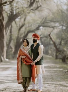 Couple Poses In Suit, Punjabi Couple Photography Poses, Engagement Punjabi Outfits, Punjabi Engagement Photoshoot, Punjabi Pre Wedding Photoshoot, Punjabi Couple Photography, Punjabi Photoshoot, Bride Reception Outfit, Punjabi Wedding Suit