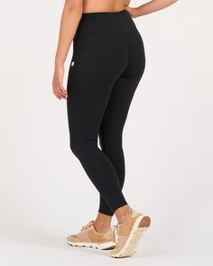 A brand-new perspective on leggings, the Daily Leggings are pulling out all the stops. Featuring a high waist, drawstring tie, an upgraded no-slip fit, 7/8 length and cuffed ankles, there’s no mistake in the name—you’ll want to wear these daily. Also check out our Daily Pocket Legging with side pockets. | Vuori Daily Legging | Black | XXL Vuori makes premium performance apparel inspired by the active Coastal California lifestyle; an integration of fitness, surf, sport, and art. Breaking down the Resort Wear Beach, Coastal California, Perfect White Tee, California Lifestyle, Legging Fits, Swimming Outfit, Solid & Striped, Everyday Activities, Pocket Leggings