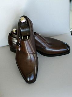 Men's+Chocolate+Brown+Cap+Toe+Handmade+Double+Monk+Strap+Genuine+Leather+Office+Shoes Shoe+Structure+Are+Divided+Into+Following+Parts: 1.+Baseline+leather+sole+ 2.+100%+Leather+heel+made 3.+Best+finishing+chocolate+brown+leather 4.+Manufacture+used+Monk+fastening 5.+Best+lining+with+leath... Luxurious Shoes, Double Monk Strap, Monk Strap Shoes, Leather Office, Office Shoes, Tassel Loafers, Strap Shoes, Monk Strap, Formal Shoes