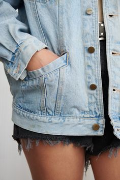 An edgy railroad denim jacket from ESPIRIT in a stunning light wash. Features four outer pockets and pleated cuffs. 100% Cotton. Has light stains as pictured from normal wear. Shoulders: 21” - Chest: 25” - Length: 26” - Sleeve: 23.5” Model is a size Small and waist 28. Faded Relaxed Fit Denim Jacket For Spring, Faded Button-up Denim Jacket For Spring, Spring Faded Relaxed Fit Denim Jacket, Spring Faded Button-up Denim Jacket, Light Wash Denim Jacket With Pockets For Spring, Stonewashed Relaxed Fit Denim Jacket For Spring, Spring Light Wash Denim Jacket With Pockets, Spring Stonewashed Relaxed Fit Denim Jacket, Relaxed Fit Light Wash Outerwear With Frayed Hem