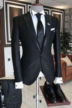 Discover Andre Traditional Black 2-Pieces One Button Formal Menswear with allabousuit. Shop for a range of Black Peaked Lapel men's suits for every occasion with rush order service in cheap price. Formal Menswear, Formal Mens Fashion, Black Two Piece, Bespoke Suit, Prom Suits, Slim Fit Suits, Classic Suit, Suits For Sale, Fitted Suit