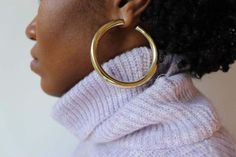 Jonnell – Südara Jewelry Chic Brass Hoop Earrings For Formal Occasions, Everyday Luxury Chic Hoop Jewelry, Chic Everyday Luxury Hoop Jewelry, Chic Small Hoop Jewelry For Everyday Elegance, Chic Everyday Hoop Earrings, Chic 14k Gold Hoop Earrings, Timeless Everyday Elegance Hoop Earrings, Modern Brass Hoop Earrings For Everyday, Timeless Everyday Hoop Earrings